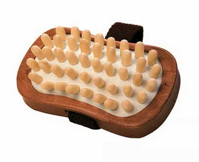 Cellulite-Handbürste mit Holznoppen